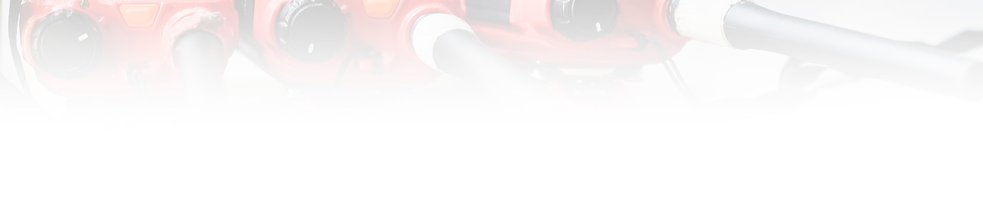 LeonCommunication_Header-Background_Red-Walkie-Talkie About